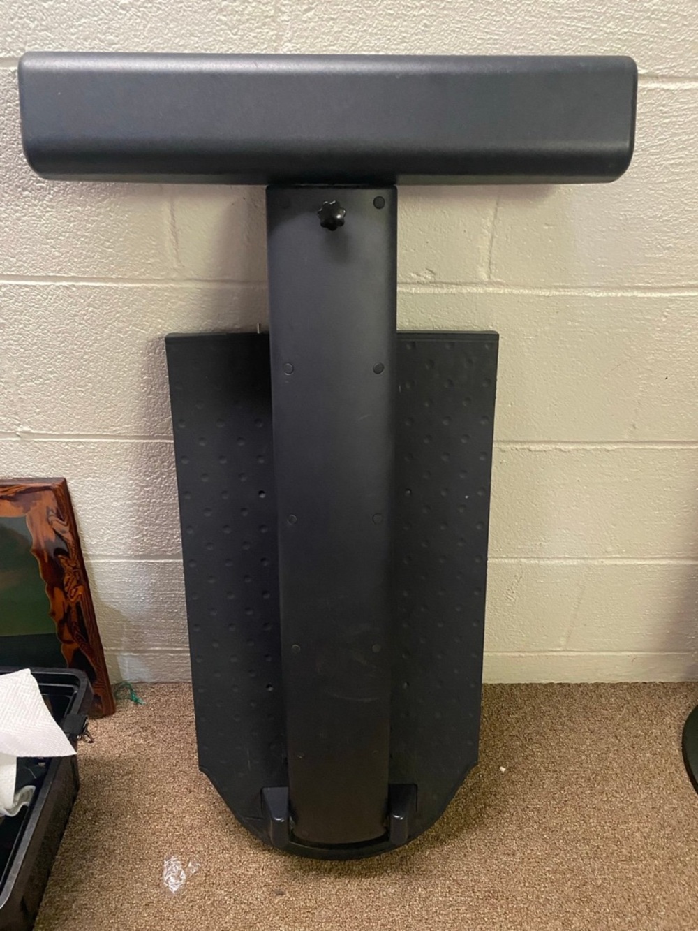 Birdie golf posture pod (missing middle bracket for adjustment)